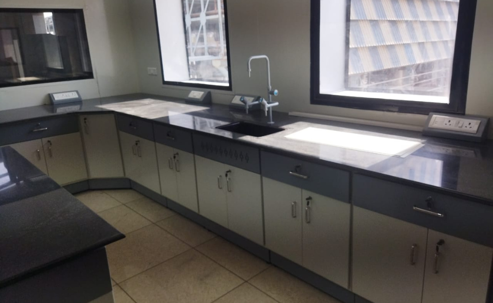 Fume Hood Manufacturers in Chennai